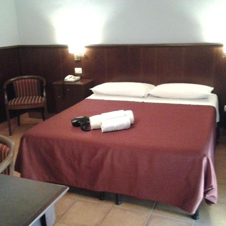 Casale Maginulfo Hotel Roccamandolfi Eksteriør billede