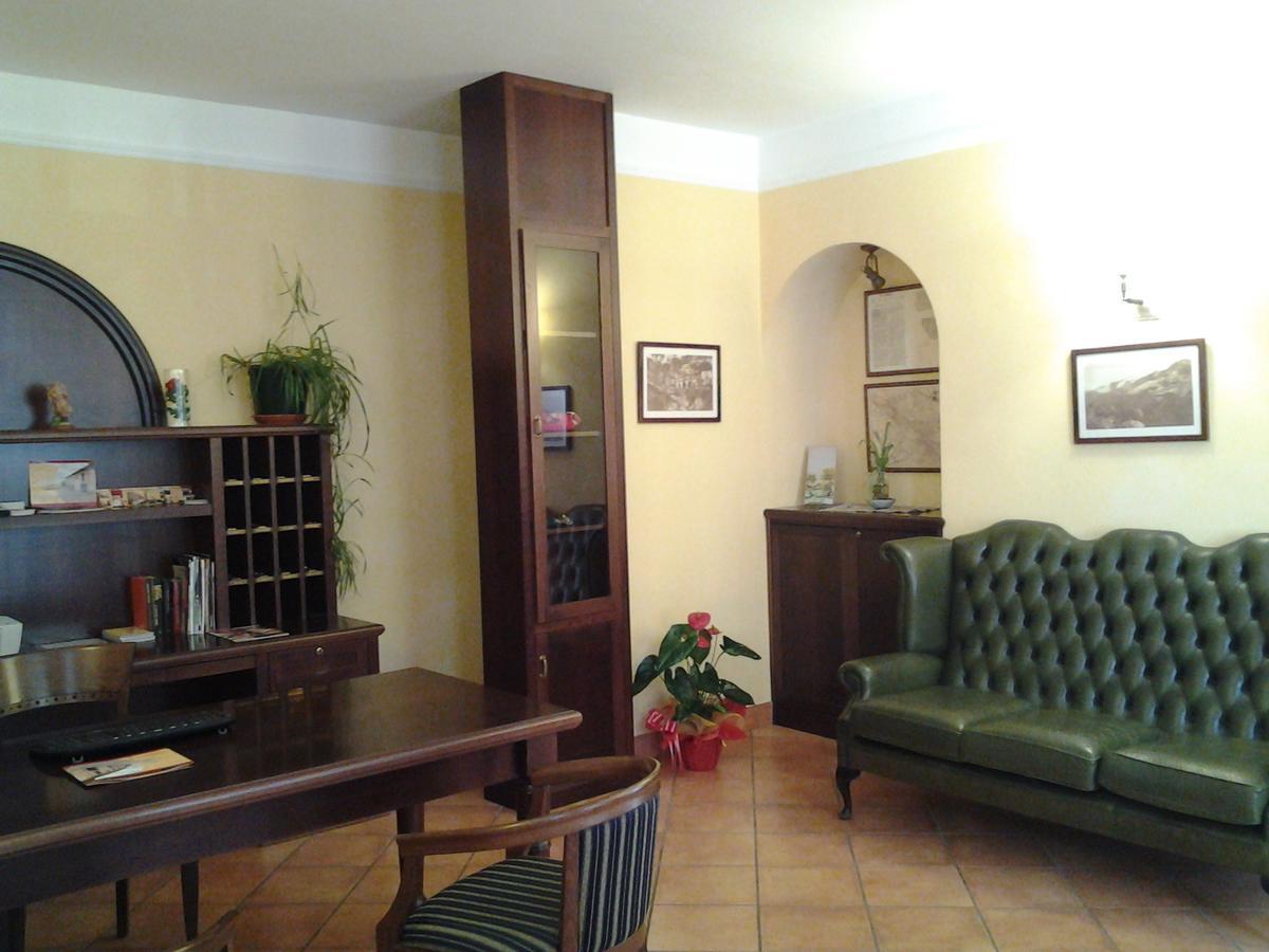 Casale Maginulfo Hotel Roccamandolfi Eksteriør billede