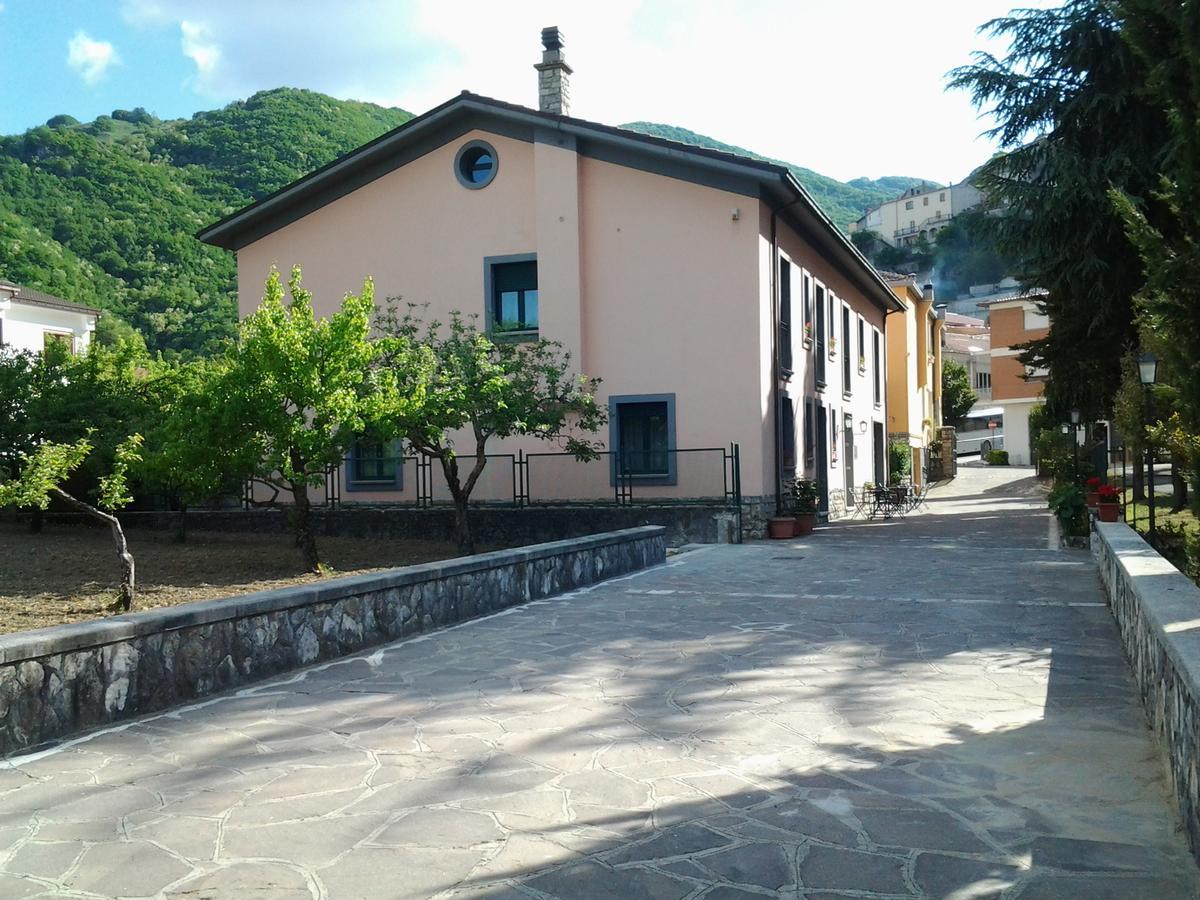 Casale Maginulfo Hotel Roccamandolfi Eksteriør billede